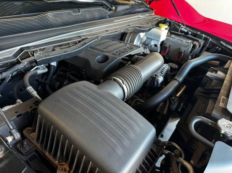RAM 1500 5.7 V8 LIMITED NIGHT EDITION CABINE DUPLA 4X4 AUTOMTICO, Foto 5