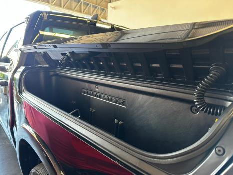 RAM 1500 5.7 V8 LIMITED NIGHT EDITION CABINE DUPLA 4X4 AUTOMTICO, Foto 12