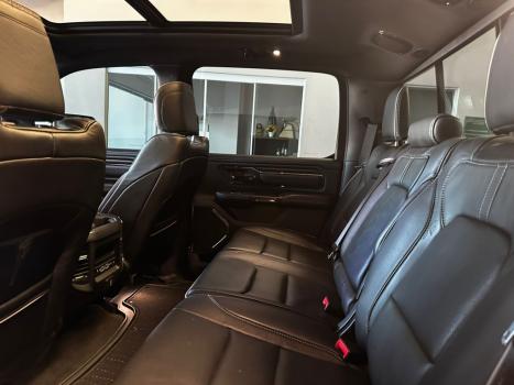 RAM 1500 5.7 V8 LIMITED NIGHT EDITION CABINE DUPLA 4X4 AUTOMTICO, Foto 24