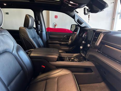 RAM 1500 5.7 V8 LIMITED NIGHT EDITION CABINE DUPLA 4X4 AUTOMTICO, Foto 25