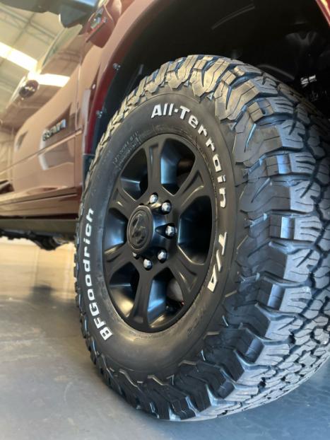 RAM 2500 6.7 I6 24V SLT CABINE DUPLA TURBO DIESEL NIGHT EDITION 4X4 AUTOMTICO, Foto 19