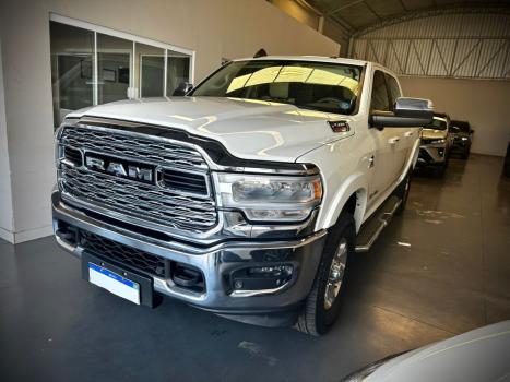 RAM 2500 6.7 I6 24V SLT CABINE DUPLA TURBO DIESEL LARAMIE 4X4 AUTOMTICO, Foto 2