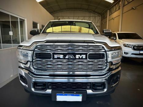 RAM 2500 6.7 I6 24V SLT CABINE DUPLA TURBO DIESEL LARAMIE 4X4 AUTOMTICO, Foto 3