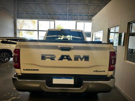 RAM 2500 6.7 I6 24V SLT CABINE DUPLA TURBO DIESEL LARAMIE 4X4 AUTOMTICO, Foto 11
