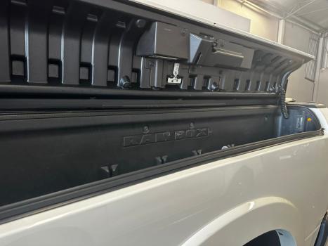 RAM 2500 6.7 I6 24V SLT CABINE DUPLA TURBO DIESEL LARAMIE 4X4 AUTOMTICO, Foto 13