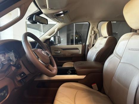 RAM 2500 6.7 I6 24V SLT CABINE DUPLA TURBO DIESEL LARAMIE 4X4 AUTOMTICO, Foto 17
