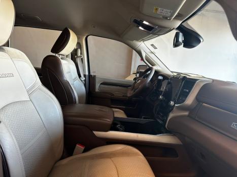 RAM 2500 6.7 I6 24V SLT CABINE DUPLA TURBO DIESEL LARAMIE 4X4 AUTOMTICO, Foto 24