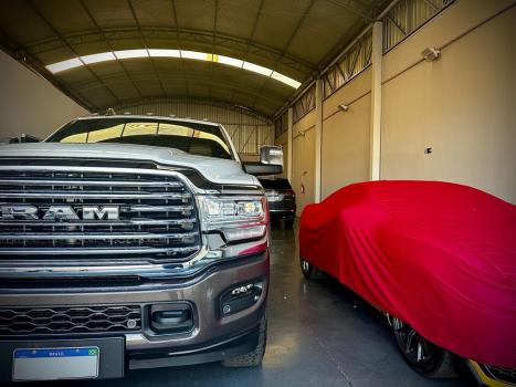 RAM 3500 6.7 I6 LIMITED LONG HORN CABINE DUPLA 4X4 TURBO DIESEL AUTOMTICO, Foto 4