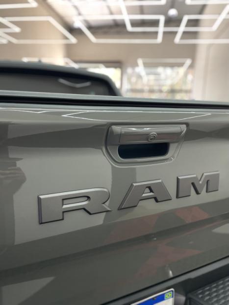 RAM Rampage 2.0 4P HURRICANE 4 TURBO R/T 4X4 AUTOMTICO, Foto 2
