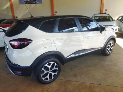 RENAULT Captur 1.6 16V 4P FLEX SCE INTENSE X-TRONIC CVT, Foto 2