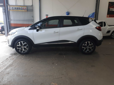 RENAULT Captur 1.6 16V 4P FLEX SCE INTENSE X-TRONIC CVT, Foto 2