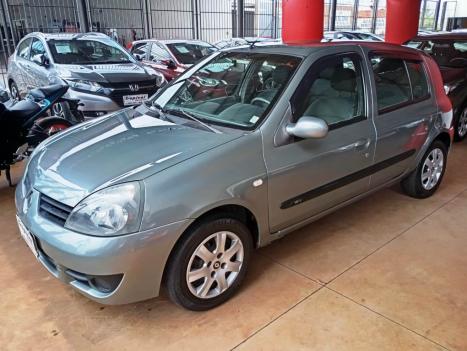 RENAULT Clio Hatch 1.0 16V 4P FLEX AUTHENTIQUE, Foto 3