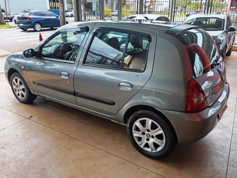 RENAULT Clio Hatch 1.0 16V 4P FLEX AUTHENTIQUE, Foto 4