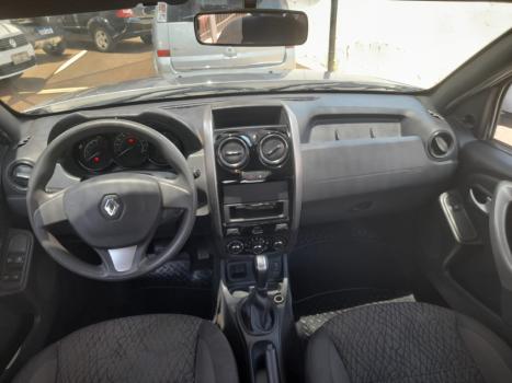 RENAULT Duster 1.6 16V 4P FLEX SCE AUTHENTIQUE X-TRONIC AUTOMTICO, Foto 9