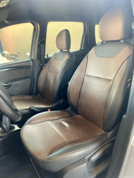 RENAULT Duster 1.6 16V 4P FLEX DAKAR, Foto 5