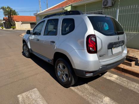 RENAULT Duster 1.6 16V 4P FLEX DYNAMIQUE AUTOMTICO CVT, Foto 4
