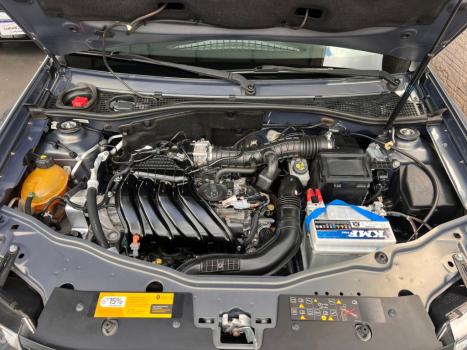 RENAULT Duster 1.6 16V 4P FLEX SCE AUTHENTIQUE X-TRONIC AUTOMTICO, Foto 9