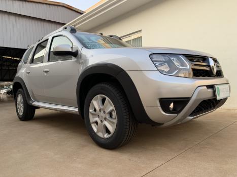 RENAULT Duster 2.0 16V 4P FLEX DYNAMIQUE AUTOMTICO, Foto 2