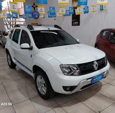 RENAULT Duster , Foto 2