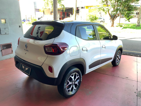 RENAULT Kwid 1.0 12V 4P SCE FLEX INTENSE, Foto 11