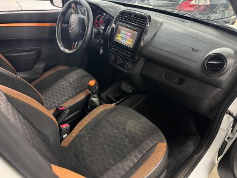 RENAULT Kwid 1.0 12V 4P SCE FLEX OUTSIDER, Foto 11