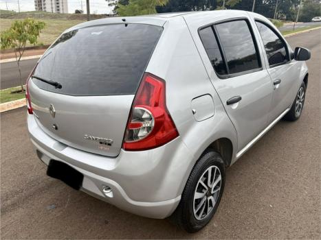 RENAULT Sandero 1.0 16V 4P FLEX AUTHENTIQUE, Foto 6