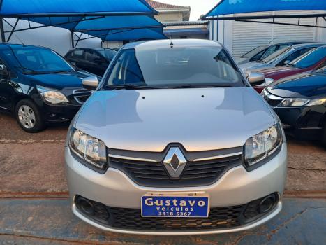 RENAULT Sandero 1.0 16V 4P FLEX EXPRESSION, Foto 3