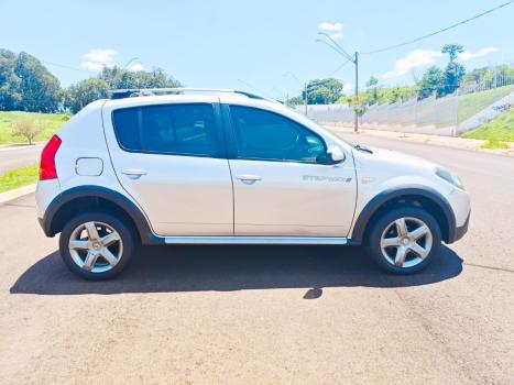 RENAULT Sandero 1.6 16V 4P FLEX STEPWAY, Foto 3