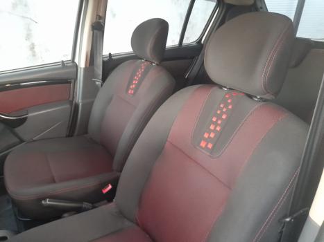 RENAULT Stepway 1.6 16V 4P FLEX INTENSE X-TONIC AUTOMTICO CVT, Foto 9