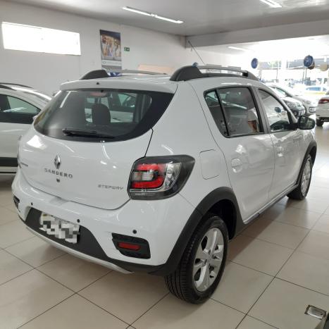 RENAULT Stepway 1.6 16V 4P FLEX SCE DINAMIQUE, Foto 3
