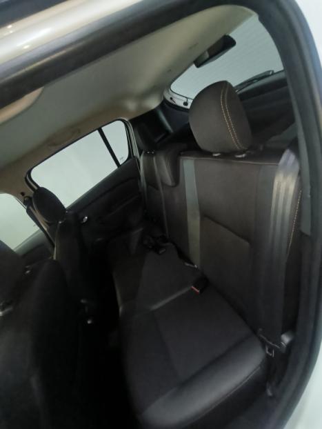 RENAULT Stepway 1.6 16V 4P FLEX ICONIC X-TONIC AUTOMTICO CVT, Foto 2