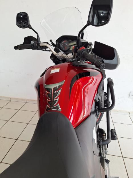 SUZUKI DL 650 V-Strom XT, Foto 8