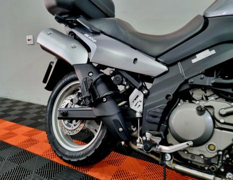 SUZUKI DL 650 V-Strom , Foto 3