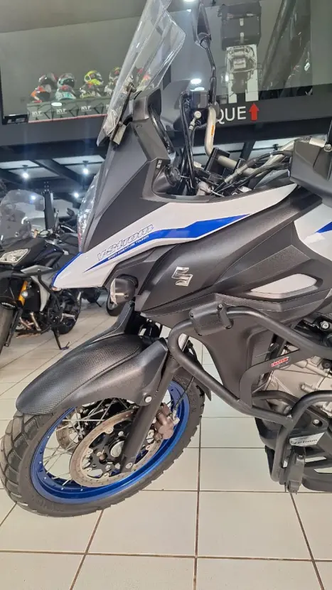 SUZUKI DL 650 V-Strom XT, Foto 4