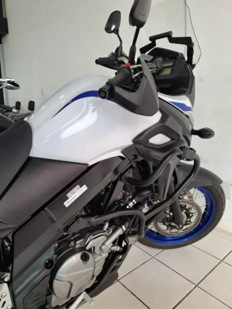 SUZUKI DL 650 V-Strom XT, Foto 12