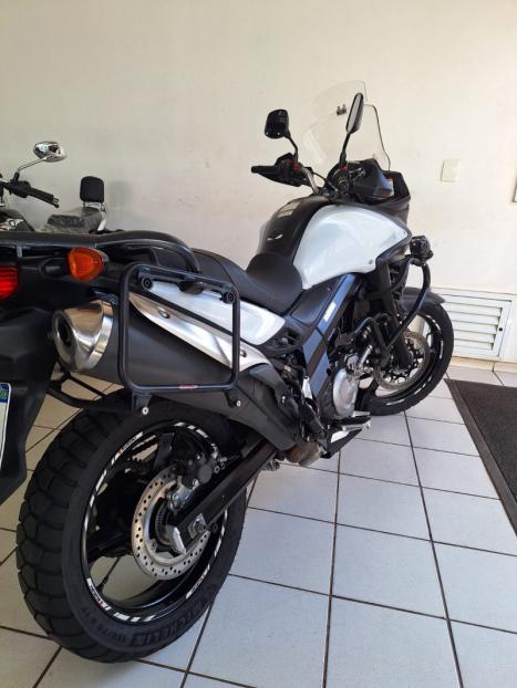 SUZUKI DL 650 V-Strom ABS, Foto 10