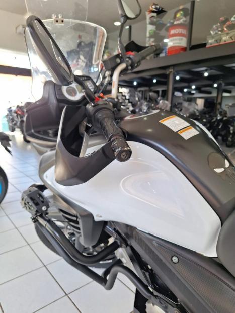 SUZUKI DL 650 V-Strom ABS, Foto 18