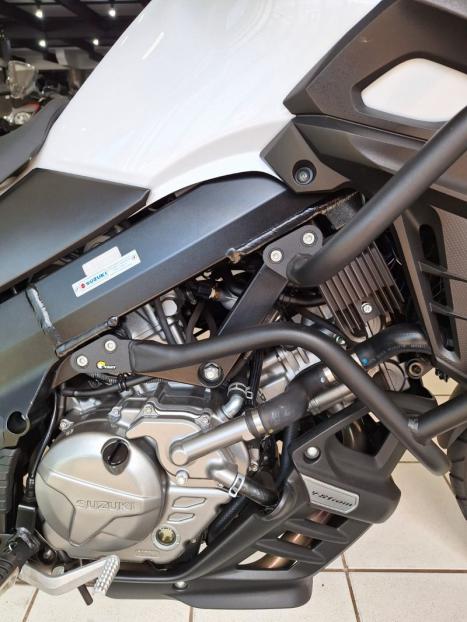 SUZUKI DL 650 V-Strom XT, Foto 10