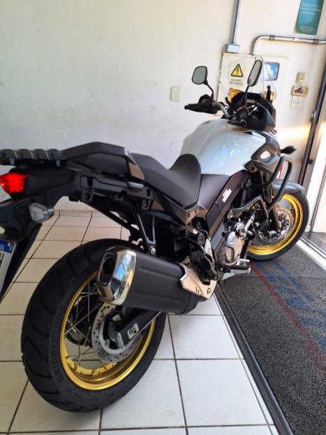 SUZUKI DL 650 V-Strom XT, Foto 12