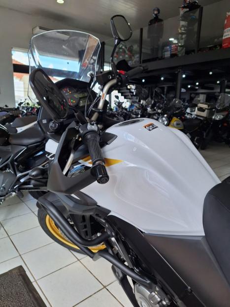 SUZUKI DL 650 V-Strom XT, Foto 15