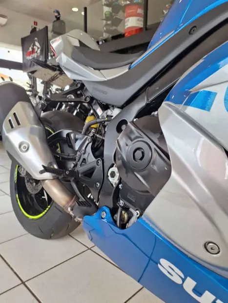 SUZUKI GSX-R 1000 RA, Foto 13