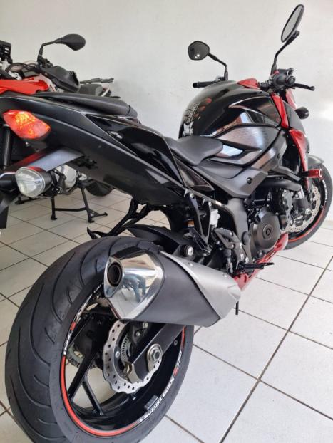 SUZUKI GSX-S 750 ABS, Foto 11