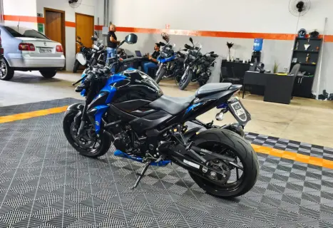SUZUKI GSX-S 750 ABS, Foto 3