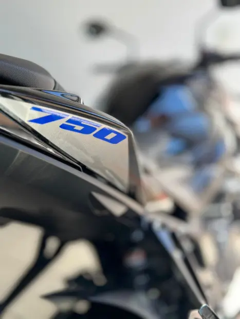 SUZUKI GSX-S 750 ABS, Foto 9