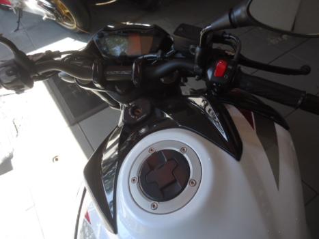 SUZUKI GSX-S 750 ABS, Foto 4