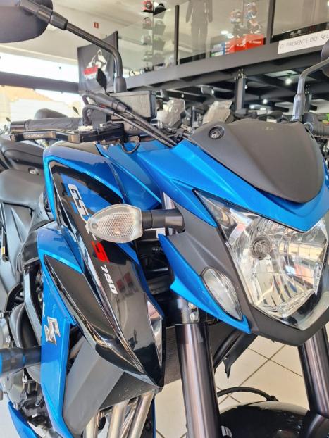 SUZUKI GSX-S 750 ABS, Foto 6