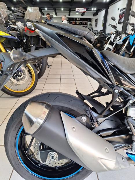 SUZUKI GSX-S 750 ABS, Foto 8