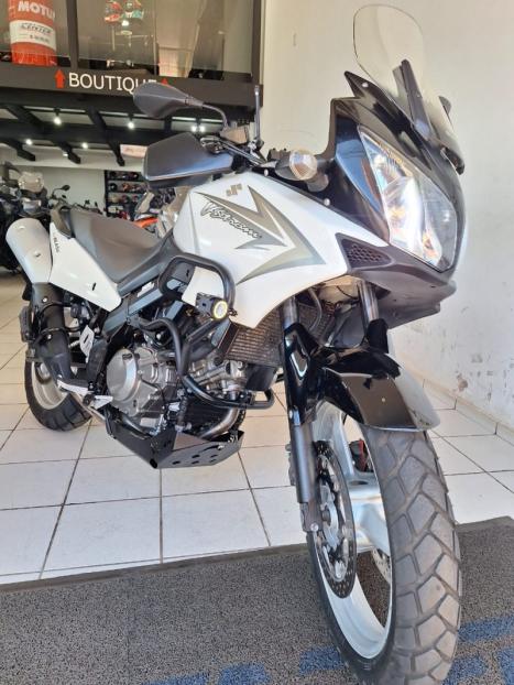 SUZUKI V-Strom DL 650 , Foto 4