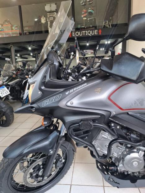SUZUKI V-Strom DL 650 XT, Foto 14