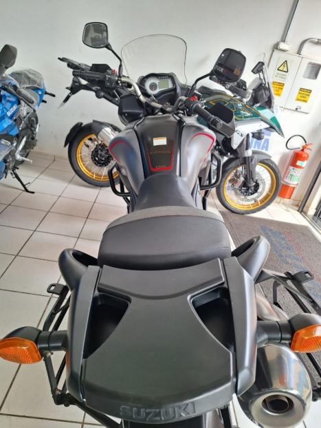 SUZUKI V-Strom DL 650 XT, Foto 14